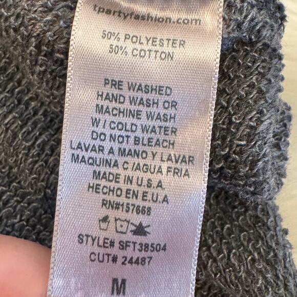 T Party Tie Dye Crochet Cut Out Back Pullover Top Medium NWOT - Picture 6 of 9